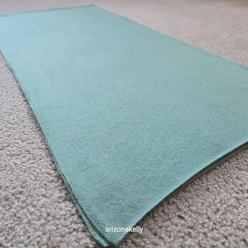 NWT Woolovers Cashmere Knit Scarf Sage Green